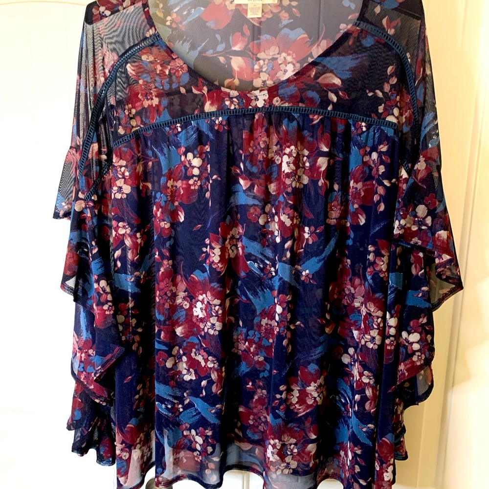 Navy Blue Floral Top